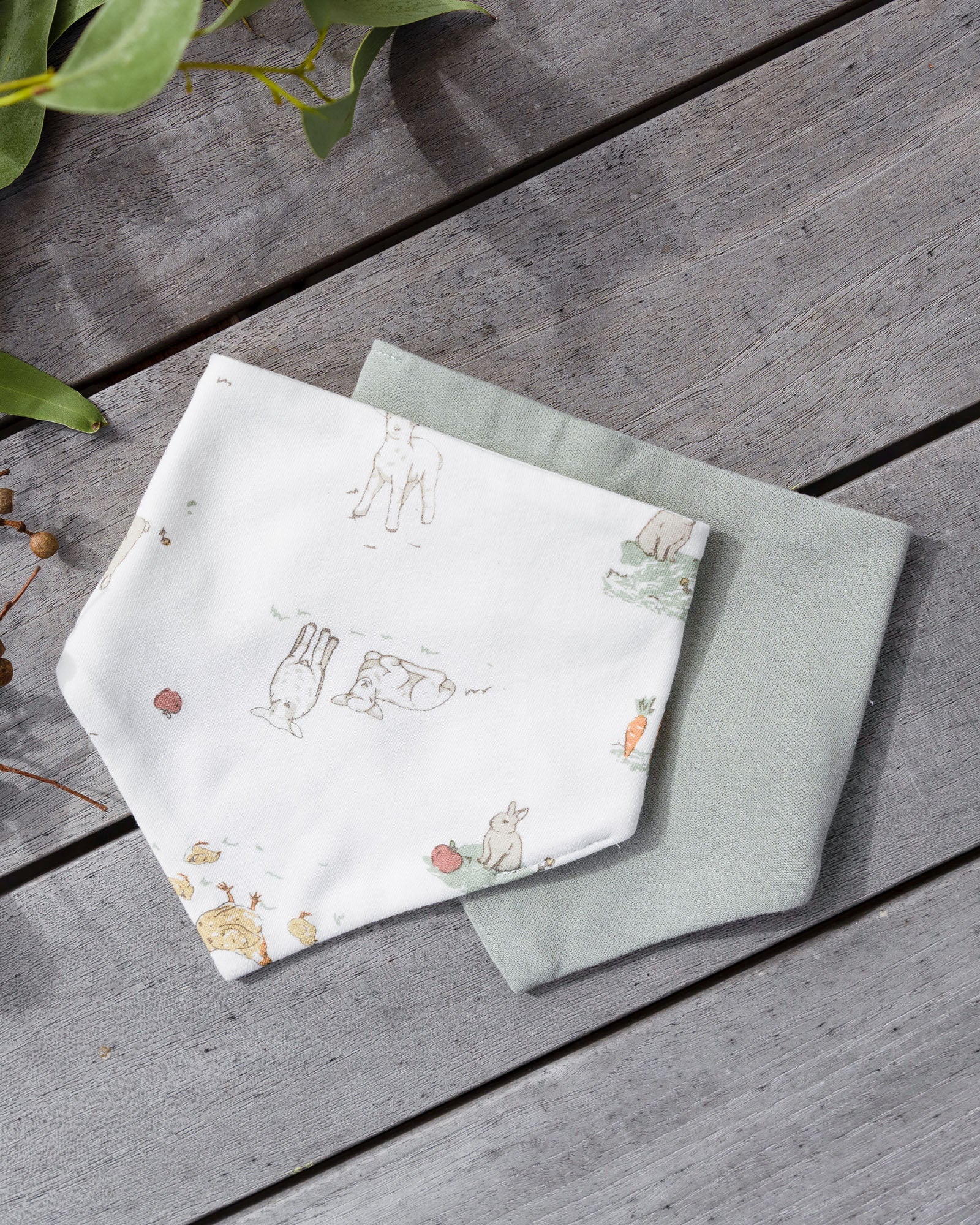 Little Linen Jersey Bib 2 Pk Farmyard Lamb Lifestyle